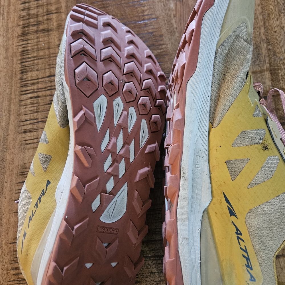 Altra Men's Athletic Lone Peak 7 Shoes - Yellow and Blue Accents - Picture 5 of 6